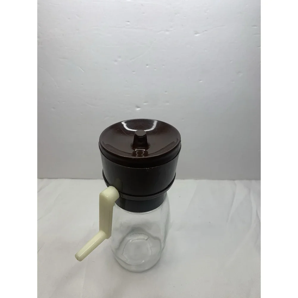Vintage Gemco Glass‎ Jar W/ Lid Nut/ Herb/ Spice Grinder  Made In USA